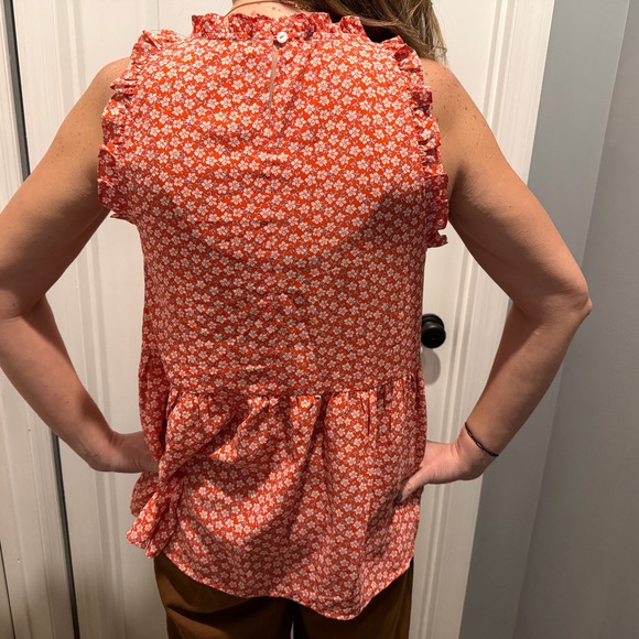 Floral Ruffle Sleeveless Top - Red - Picture 3 of 3